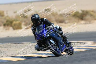 media/Mar-28-2022-Superbike Trackdays (Mon) [[b8603d0f67]]/Open Track Time/Turn 16/